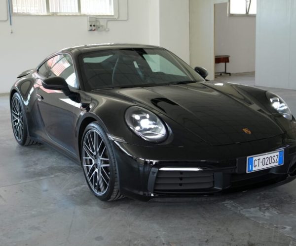 noleggio-porche-carrera-911-olbia